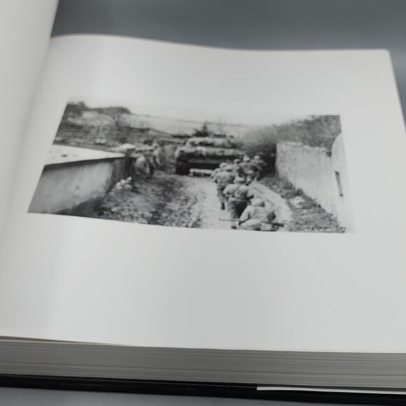 Pattons Third Army in World War II: An Illustrated History Hardcover Dustjacket - Picture 6 of 16